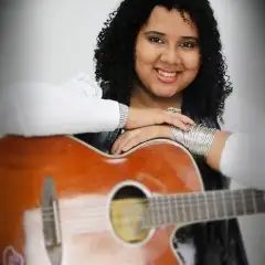 Débora Fidêncio